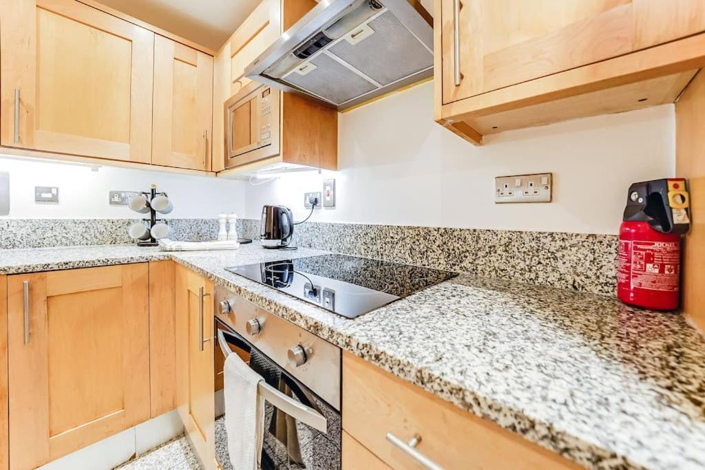 Spacious 1 Bedroom Apt Near Marble Arch Londyn Zewnętrze zdjęcie