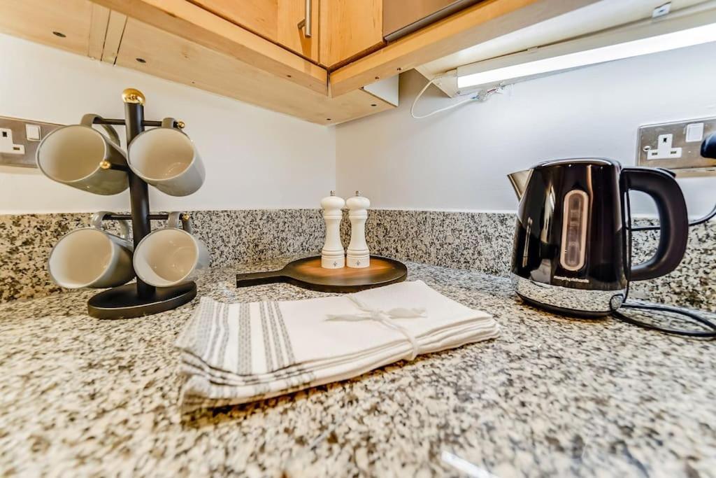 Spacious 1 Bedroom Apt Near Marble Arch Londyn Zewnętrze zdjęcie
